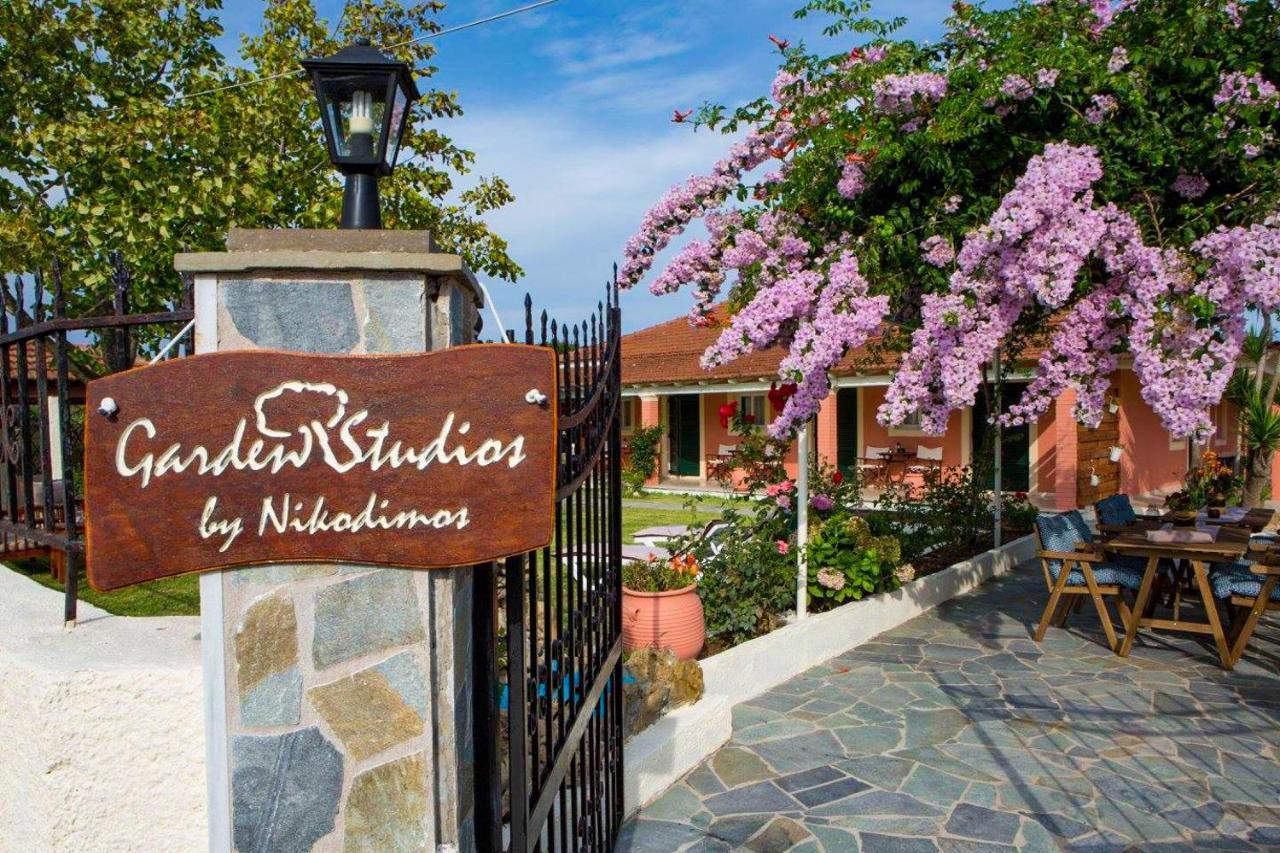Nikodimos Garden Studios Agios Georgios  Ngoại thất bức ảnh