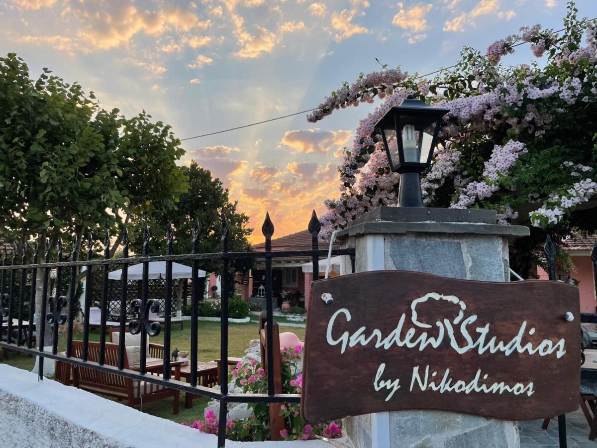 Nikodimos Garden Studios Agios Georgios  Ngoại thất bức ảnh